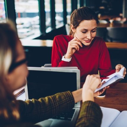 Wspieranie młodych naukowców i naukowczyń w rozwoju kariery