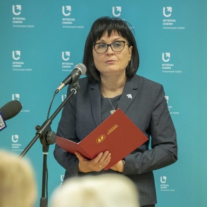 Profesor doktor habilitowana Sławomira Skrzypek