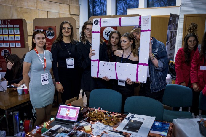 Photo of student science club fair participants
