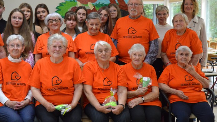 Piknik międzypokoleniowy w Dziennym Domu Seniora WIGOR w Tuszynie