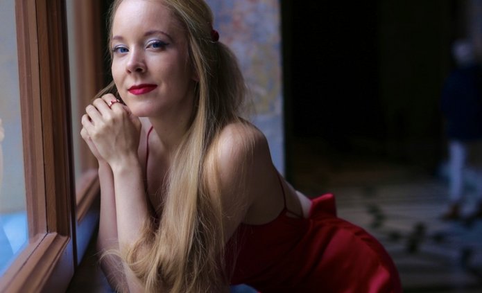 A portrait photo of Joanna Sochacka