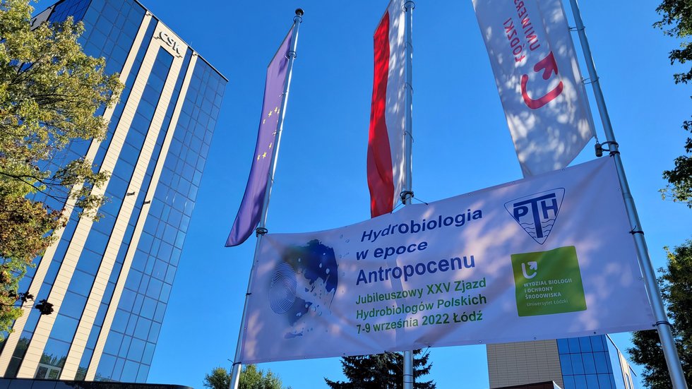 [Translate to English:] Baner z nazwą kongresu