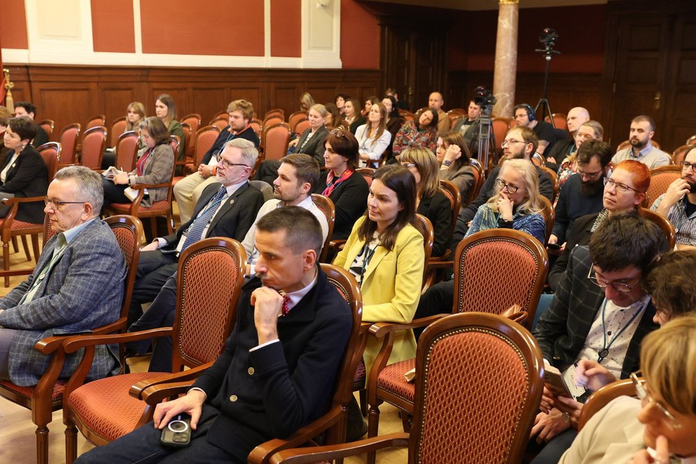Prof. Krzysztof Pabis na konferencji UAM w Poznaniu