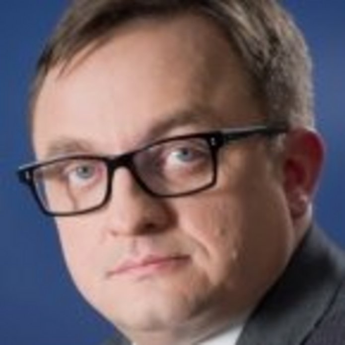 portret Dariusz Krzewina