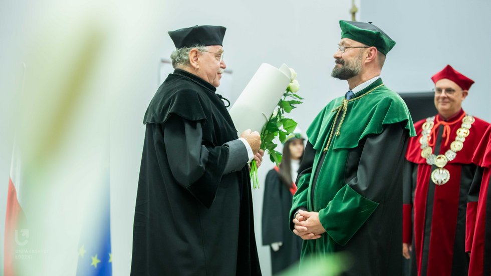 DHC from the University of Lodz to Prof. Maciej Henneberg 