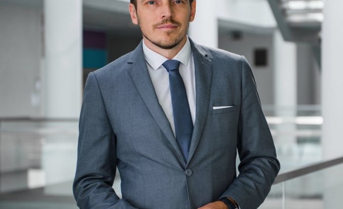 Dr Dariusz Koperczak