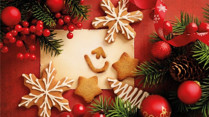 kartka świąteczna z bombkami i ciasteczkami