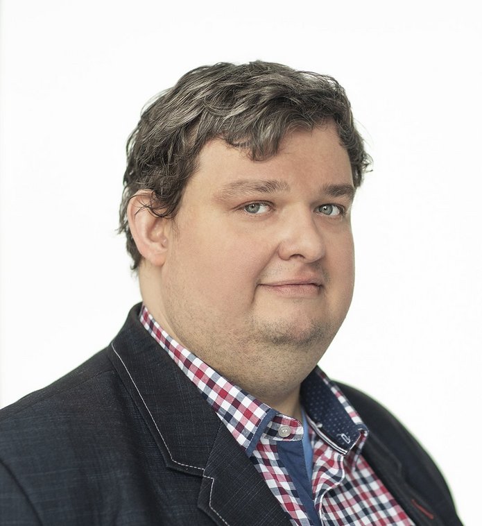 dr Kamil Śmiechowski