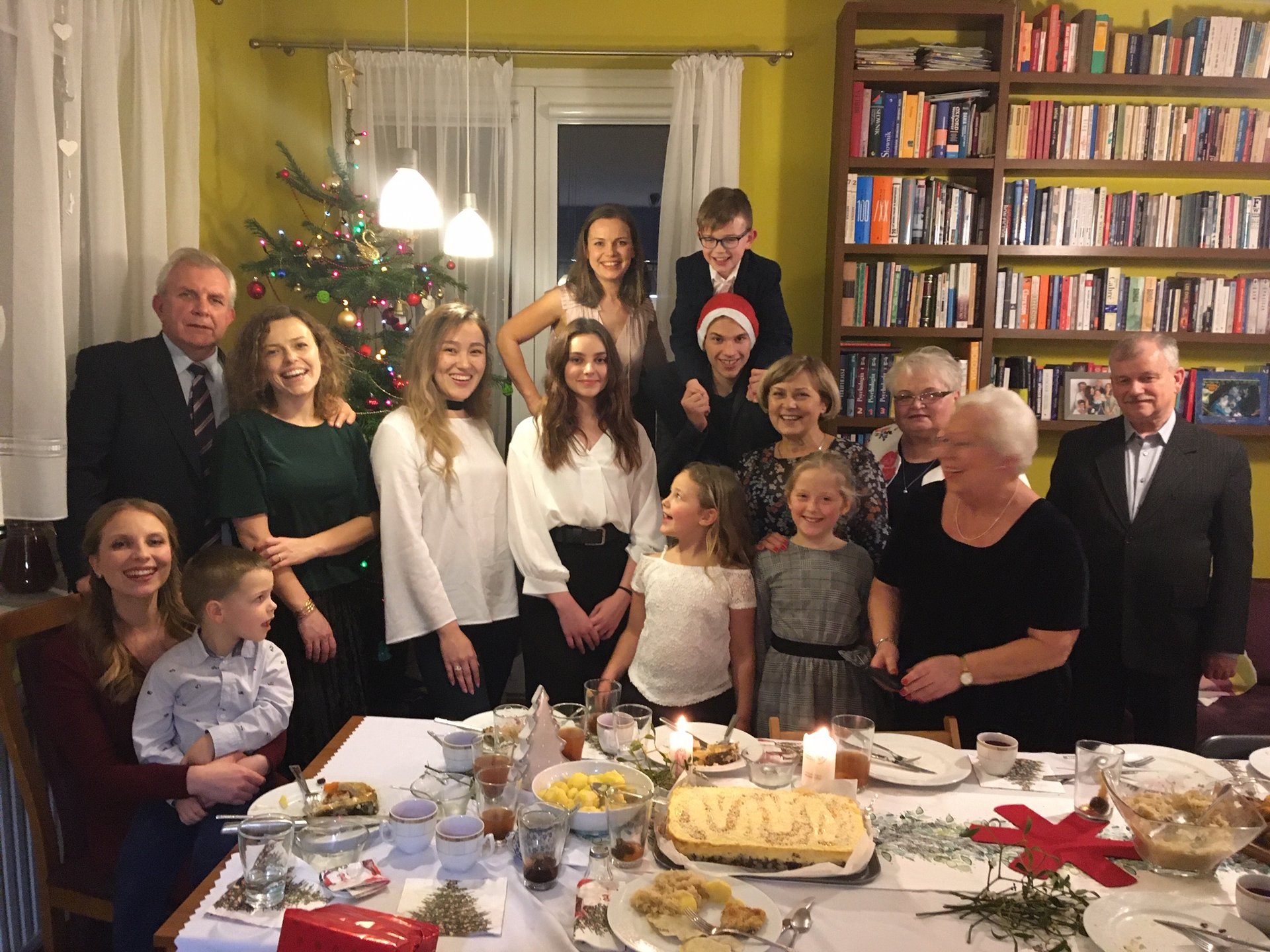 Christmas Guest campaign participants at a Christmas table