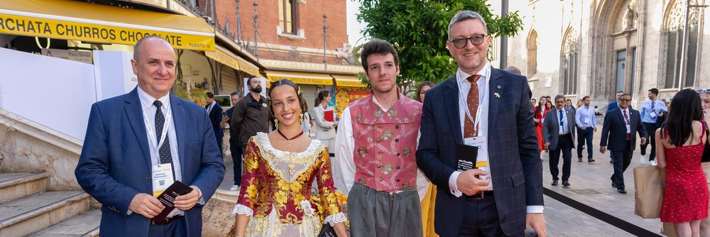 Uczestnicy spotkania w Walencji