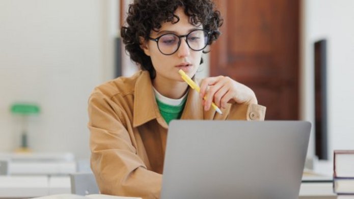 a decorative element