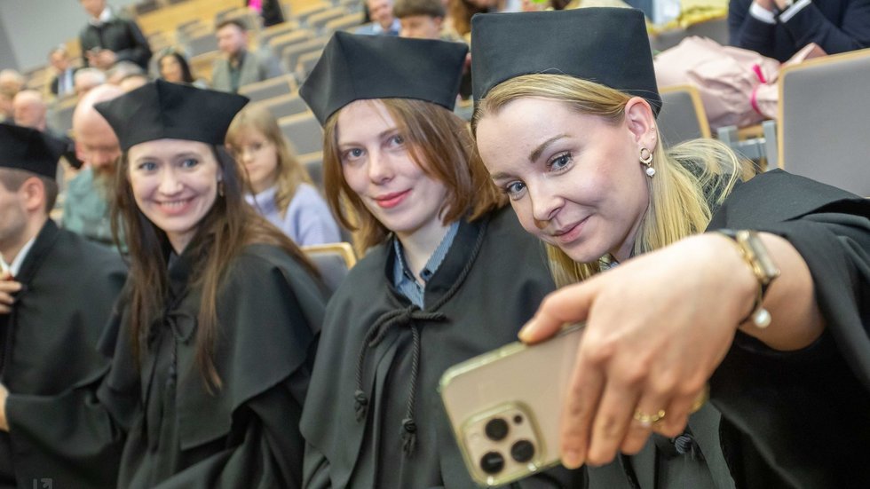 Participants of doctoral and habilitation promotions ceremony at the University of Lodz