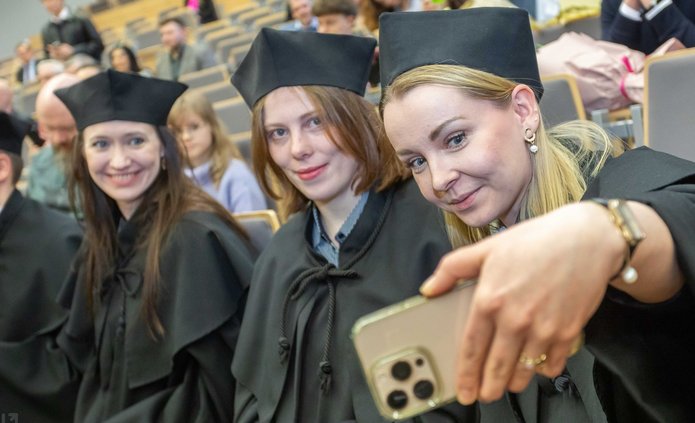 Participants of doctoral and habilitation promotions ceremony at the University of Lodz