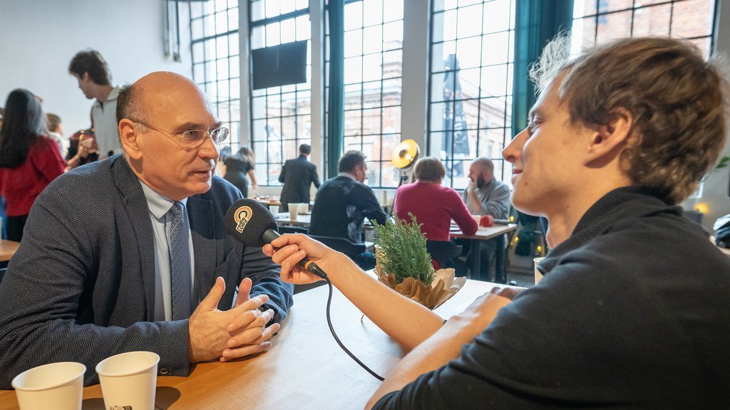 dr Paweł Kowalski komentuje sytuację polityczną w Polsce dziennikarzowi Radia Łódź