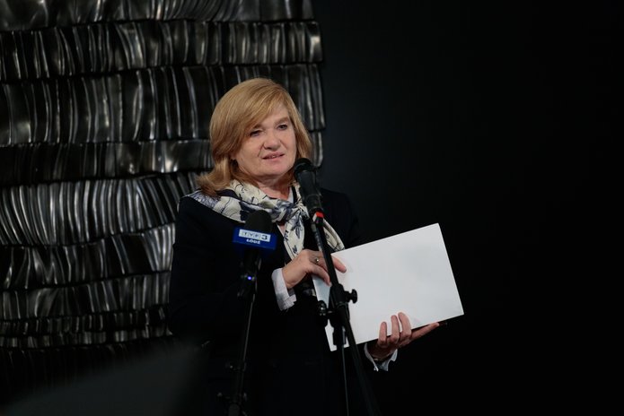 rektor UŁ prof. Elżbieta Żądzińska podczas briefingu