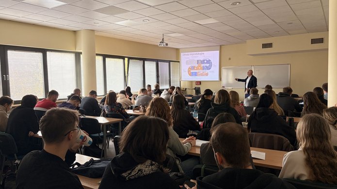 prowadzący i uczestnicy zajęć