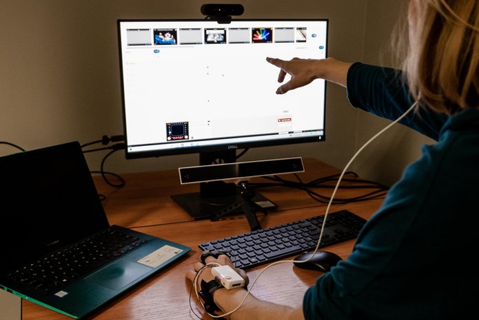 A computer screen – stationary research 