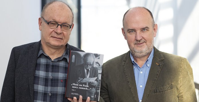 Prof. Rafał Stobiecki i Prof. Sławomir Nowinowski, UŁ