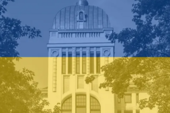 The University of Lodz Rector's Office building in Ukrainian colours 