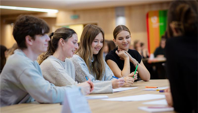 a colour photo of the workshop participants