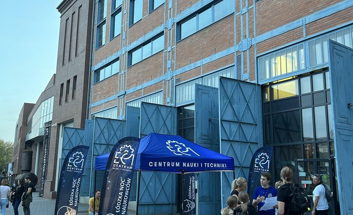 wejście do EC1 na noc naukowców 