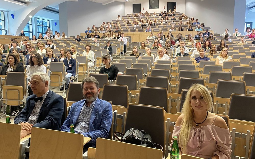 Zdolny Uczeń Świetny Student