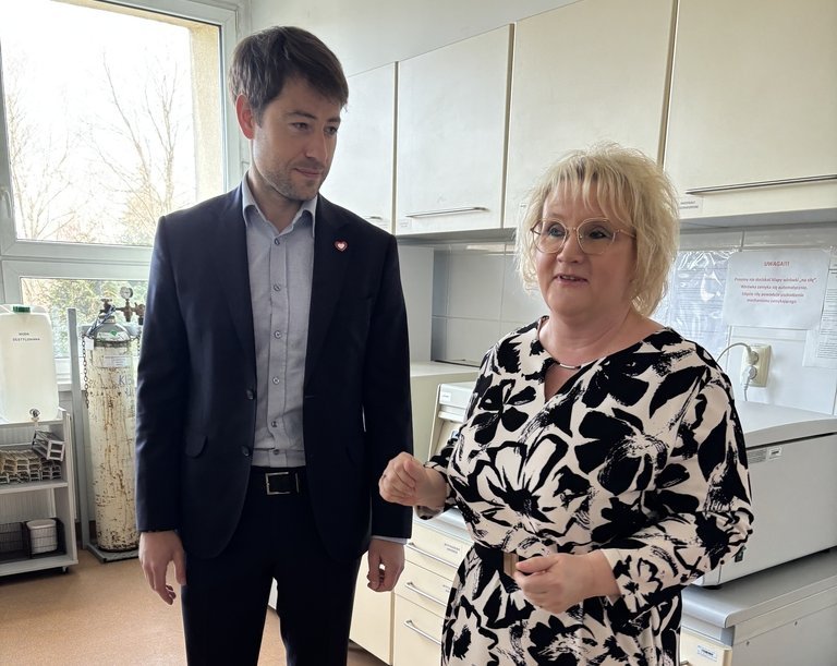 Wiceprezydent Adam Pustelnik i dr hab. Beata Sadowska, zdjęcie