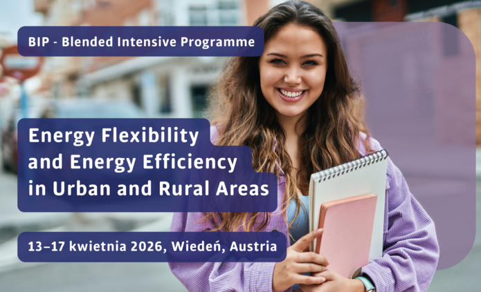 Uśmiechnięta dziewczyna trzymająca książki