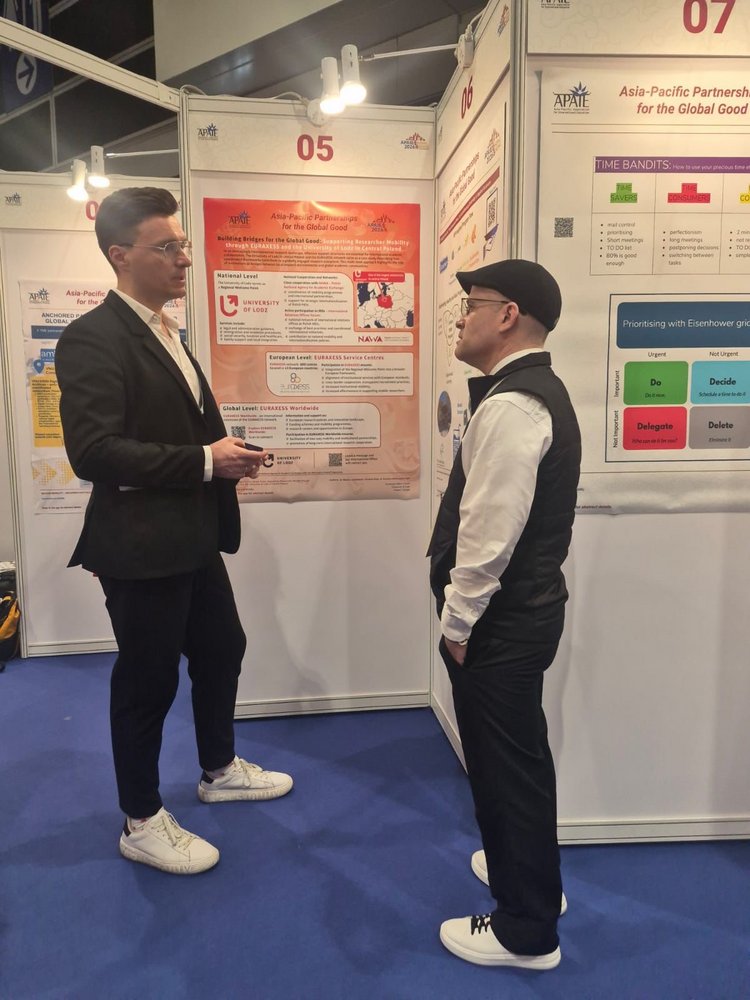 UniLodz na konferencji APAIE