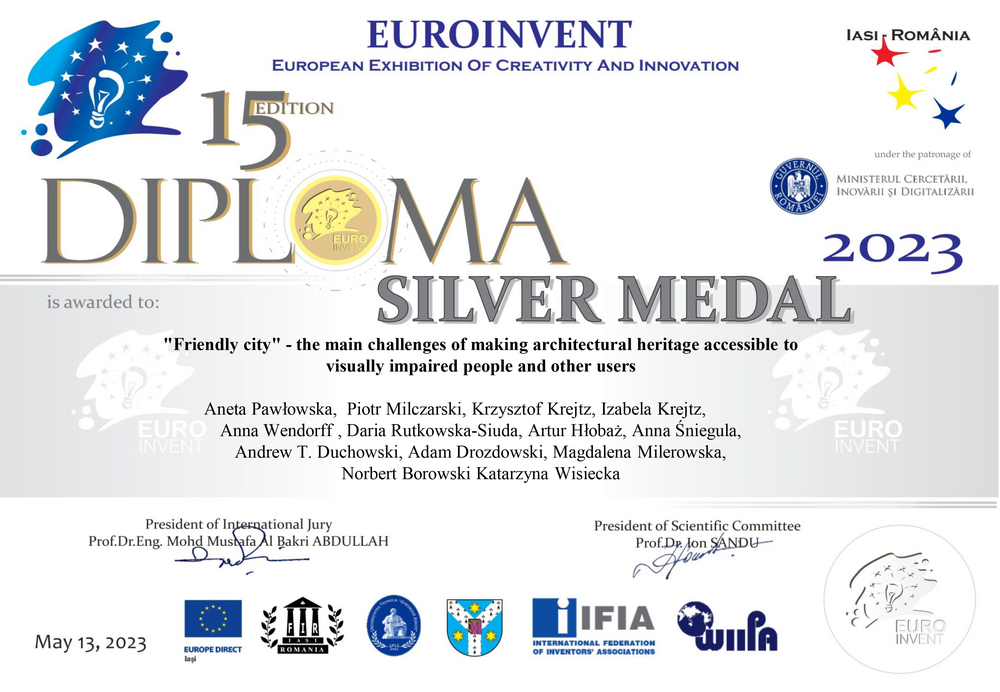 Dyplom przyznający srebrny medal dla zespołu prof. Anety Pawłowskiej podczas Europejskiej Wystawy Kreatywności i Innowacyjności w Rumunii w dniu 15 maja 2023 r.