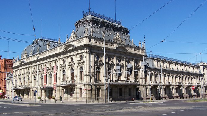 Fotografia przedstawiająca pałac poznańskiego