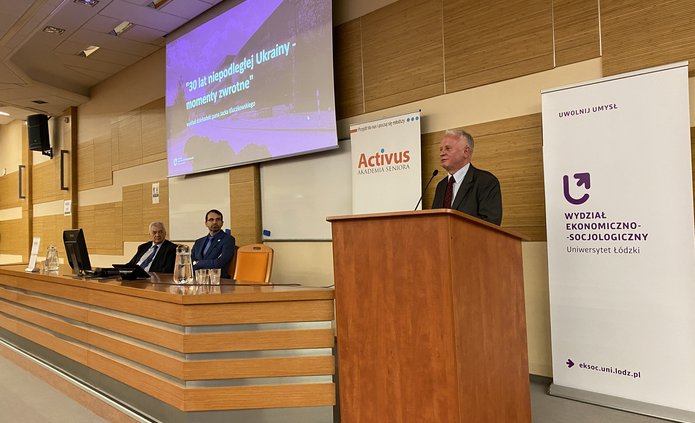 zdjęcie z wykładu Jacka Kluczkowskiego