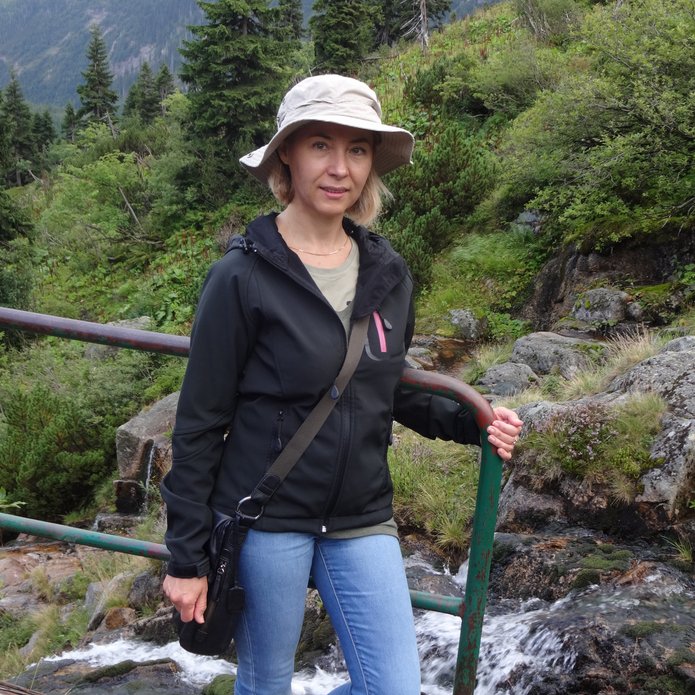 dr hab. Izabela Kałucka, UL Professor