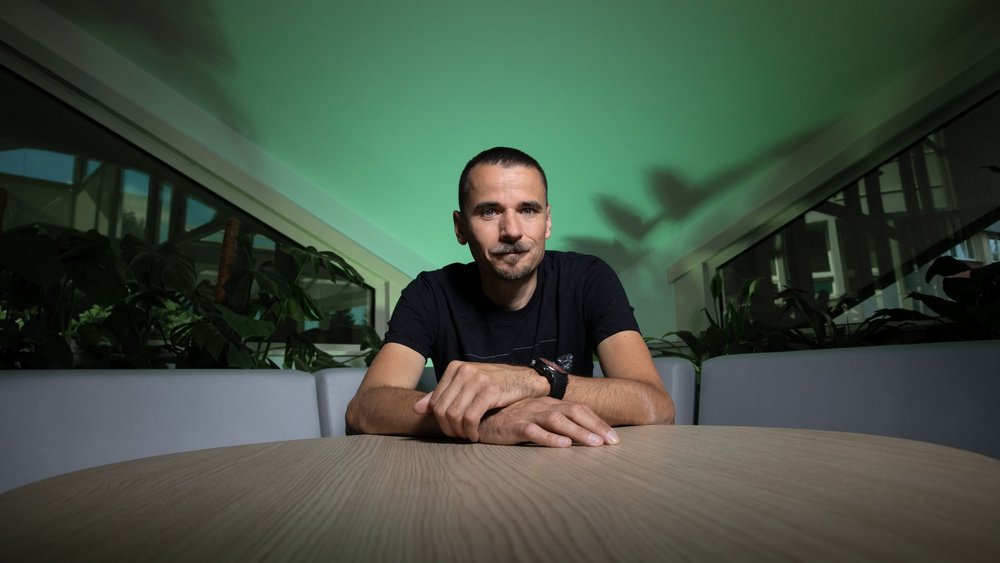 a photo of Prof. Krzysztof Pabis