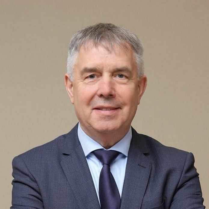 portret dr Ryszard Jędrzejczak