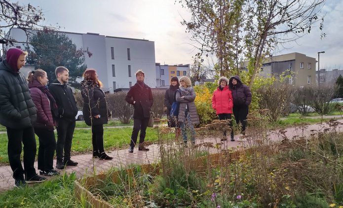 Interested people taking part in the workshops