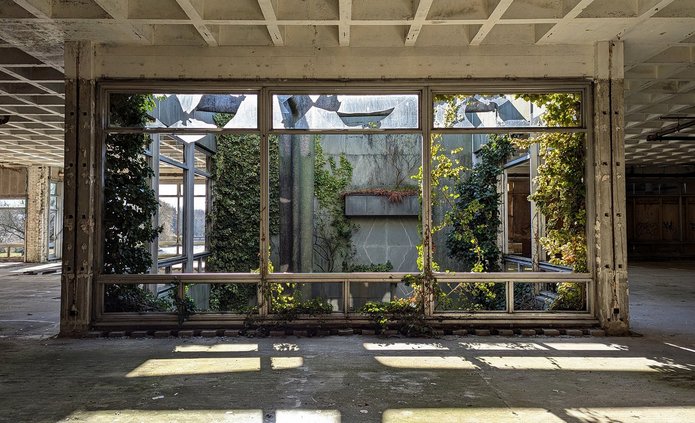 a decorative element: an abandoned place