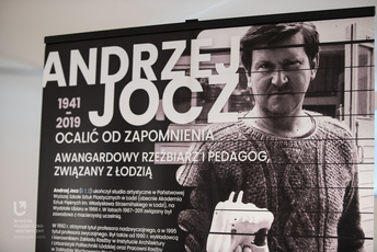 plakat ze zdjęciem A. Jocza