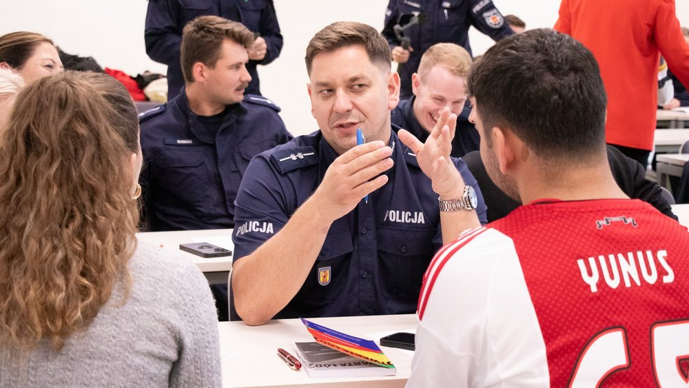 discussion with a police officer