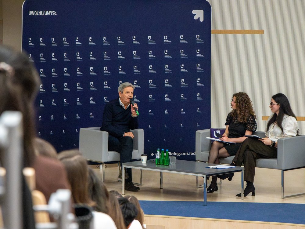 kadr ze spotkania z Piotrem Polkiem