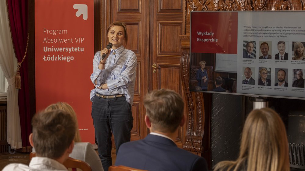 prof. Agnieszka Kurczewska podczas gali