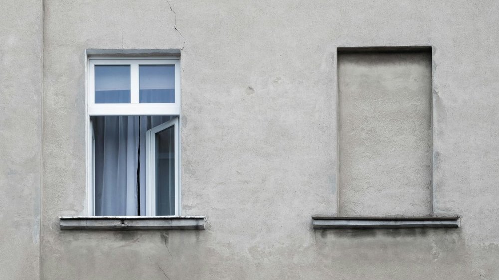 Kamienica otwarte okno