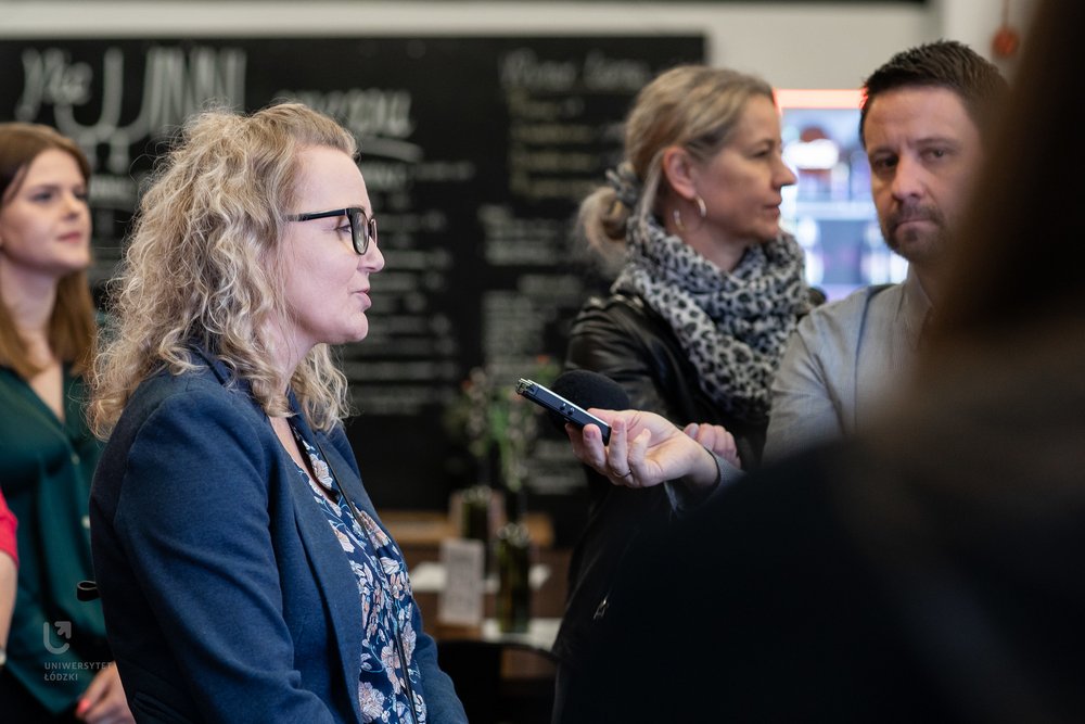 dr Anna Gutowska-Ciołek podczas briefingu