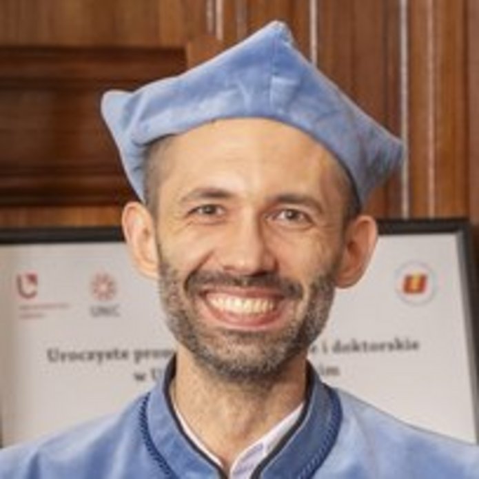 dr hab. Artur Modliński