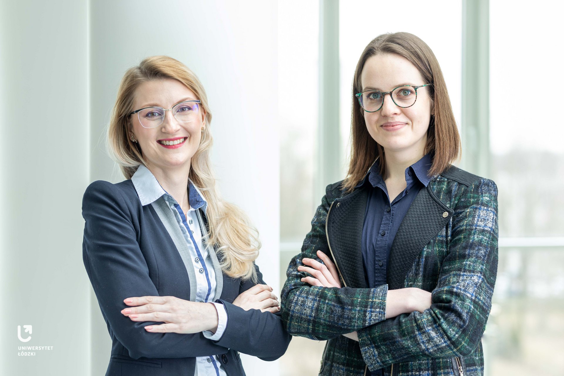 prof. Magdalena Urbaniak i mgr Elżbieta Mierzejewska