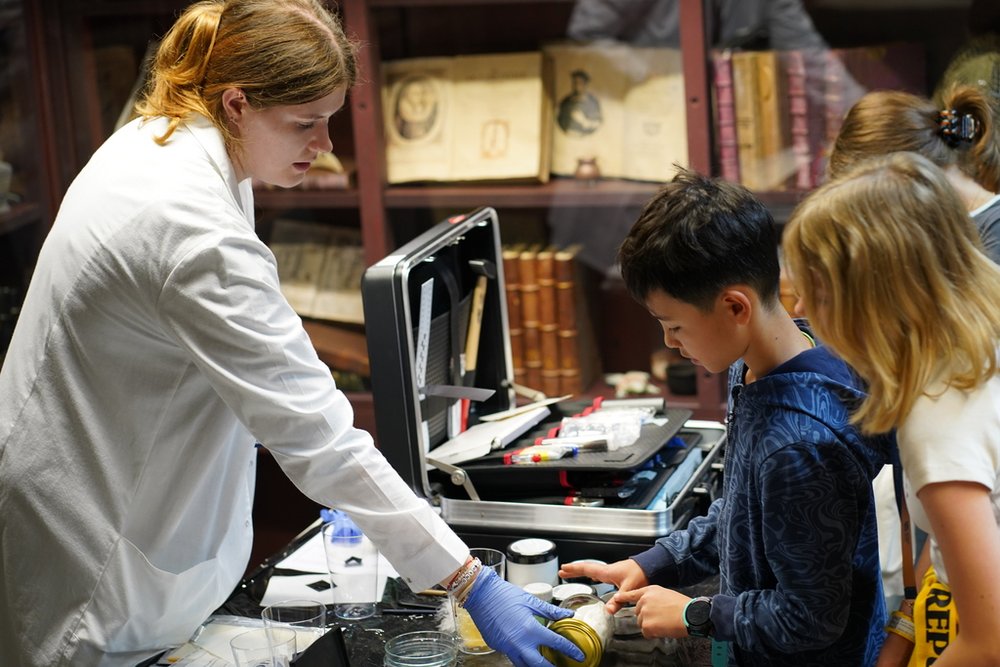 praca z walizką kryminalistyczną 