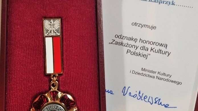 Medal oraz dyplom w pudełku