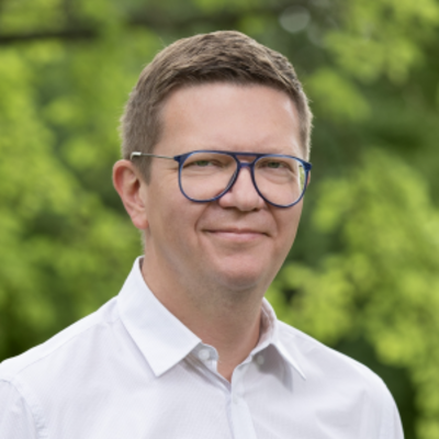 employee photo