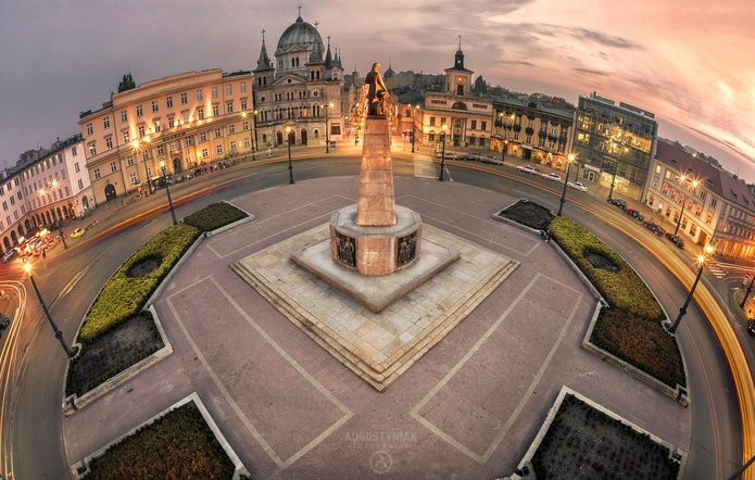 plac wolności w łodzi