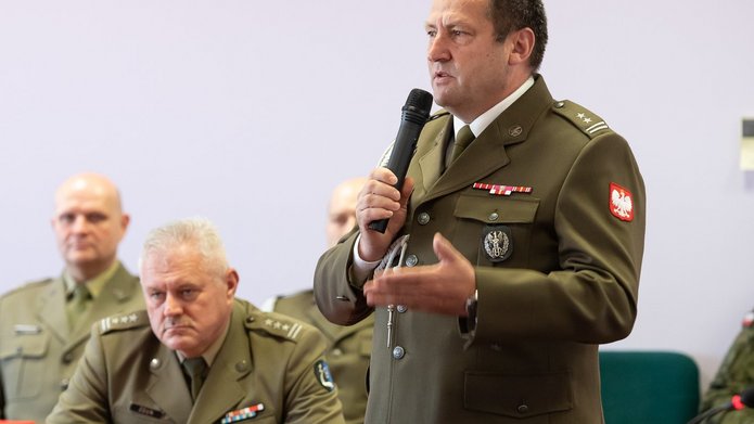 zdjęcie ze spotkania ws. Legii Akademickiej